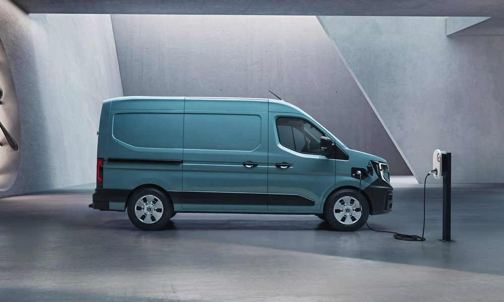 confiauto_renault_master_jan25_xdd-reveal-galery-desktop-003
